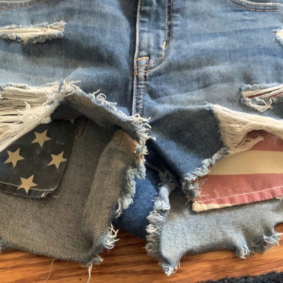 American eagle blue jean shorts size 4 - Picture 7 of 7